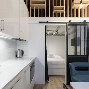 Dify Quatre Chapeaux - Centre Apartment