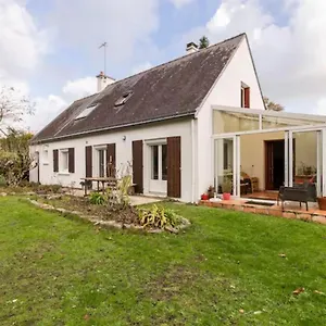  Hébergement de vacances Maison Familiale Avec Grand Jardin - Proche France
